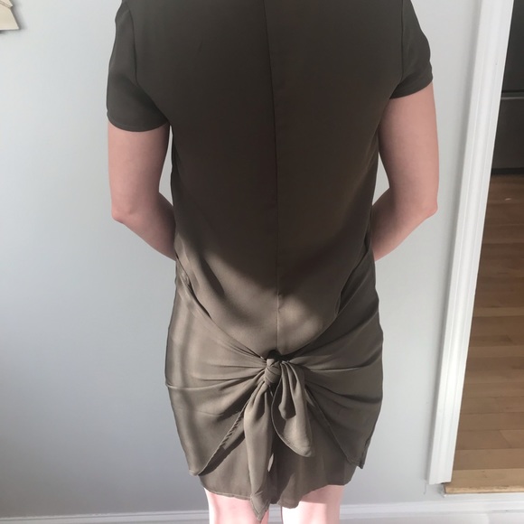 Dress - Picture 2 of 3